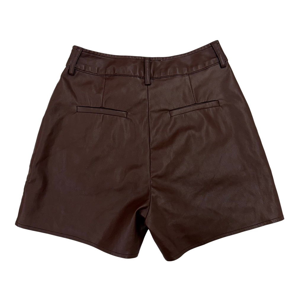 Crescent 545 Brown Faux Leather Shorts Size S High Rise Tailored Chocolate - Picture 2 of 16